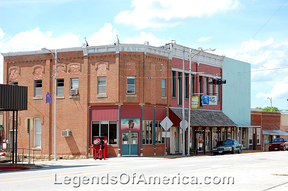 Buffalo, MO - Business Buildings