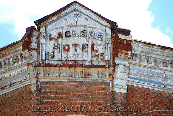 Buffalo, MO - Old Laclede Hotel - 2