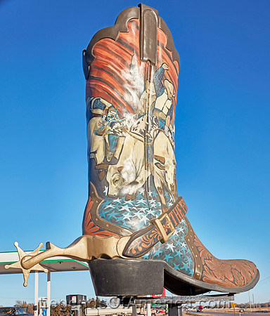 ColumbusNEGiantBoot