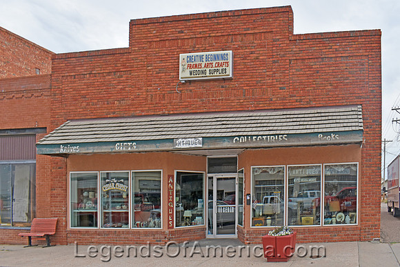 Julesburg, CO - Business Building