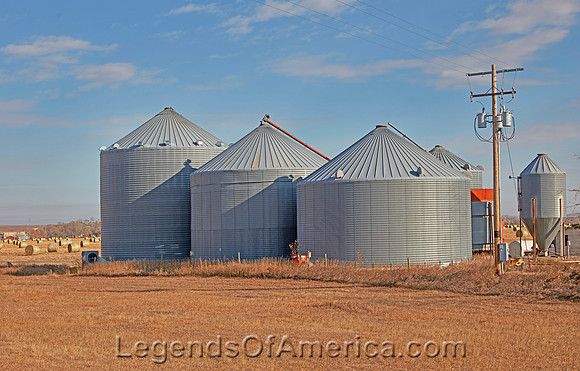 Maxwell, NE - Silos