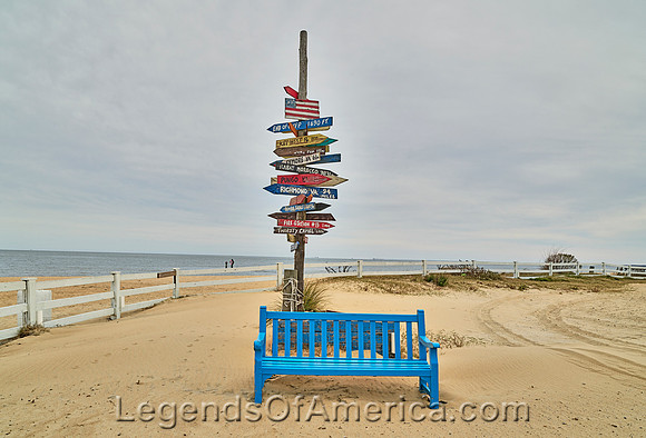 Norfolk, VA - Direction Sign
