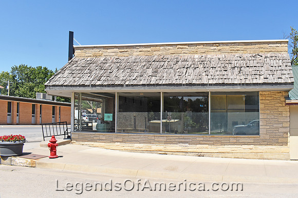 Westmoreland, KS - Business Building