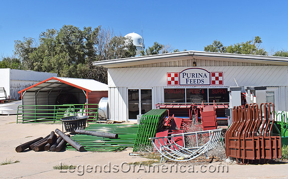 Oberlin, KS - Purina Feeds
