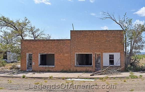 San Jon, NM - Old Buildings