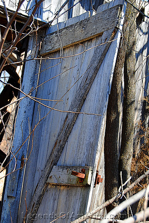 Cole Camp, MO - Ghost Farm Door