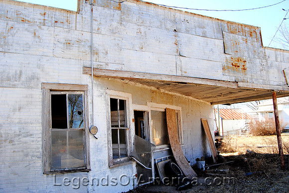 Florence, MO - Old Building - 4
