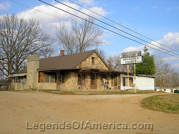 St. Robert, MO - Grandview Courts