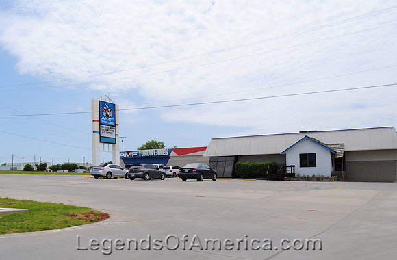 Yukon, OK - Bowling Alley