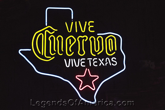 FtWorthCuervoSignHighsmith2014