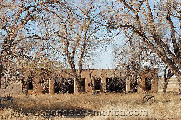 Endee, NM - Old Motel