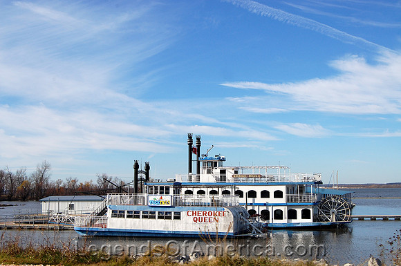 Grand Lake, OK - Cherokee Queen