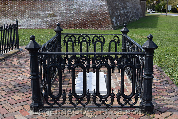Fort Moultrie, SC - Chief Osceola Grave