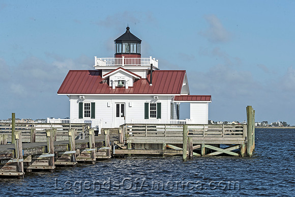 ManteoNCRoanoke Marshes LighthouseHighsmith2017