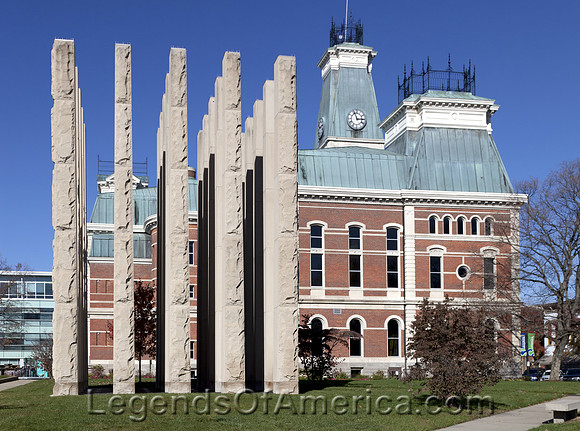 Columbus, IN - Veterans Memorial
