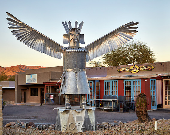 CarefreeAZThunderbird-figure metal-art statueHighsmith2018
