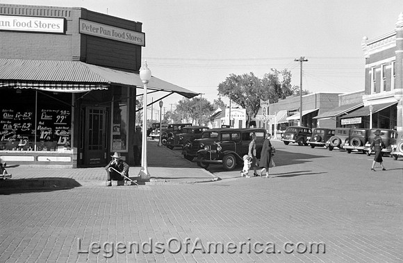 Minneapolis, KS - Main Street, 1938
