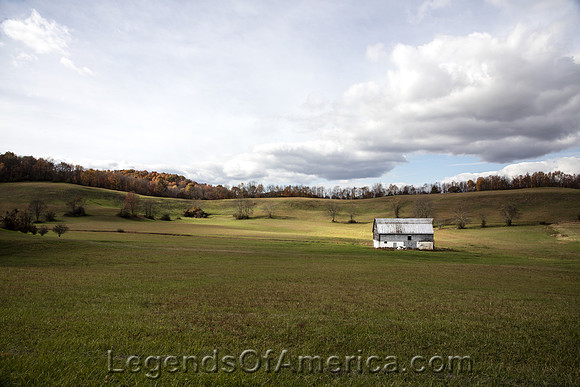 fall scene near Buckhannon in Upshur CountyWVHighsmith2015