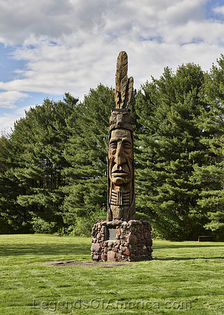 Springfield, MA - Wolf People Medicine Man