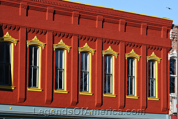 Carthage, MO - Windows
