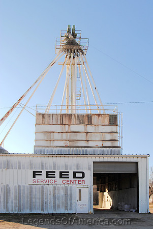 Sylvia, KS - Feed Center