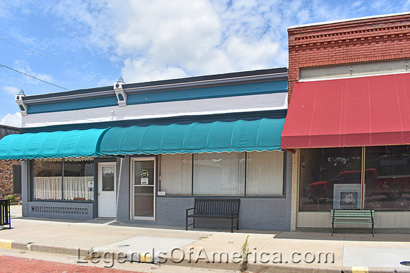 Miltonvale, KS - Business Buildings - 2