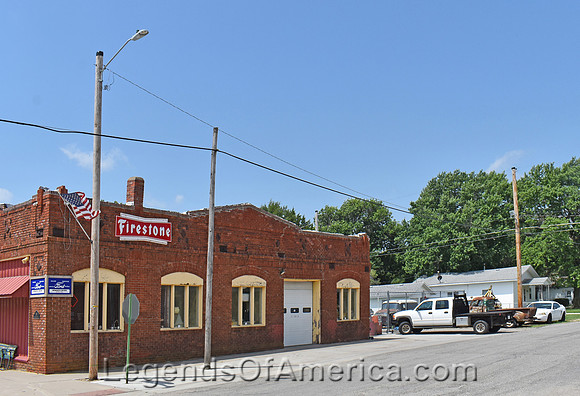 Benton, KS - Firestone Building