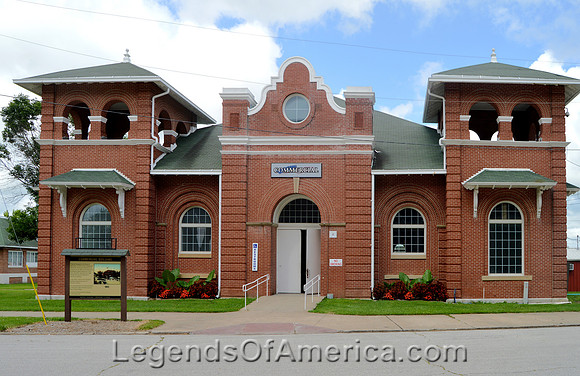 Sedalia, MO - State Fair Commerical Building