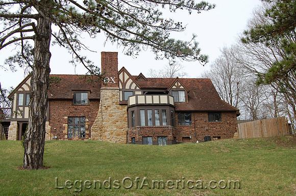 Lawrence, KS - KU Chi Fraternity