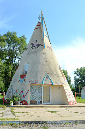Lawrence, KS - Old Teepee Gas Station today