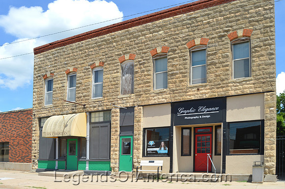Moundridge, KS - Business Buildings - 2