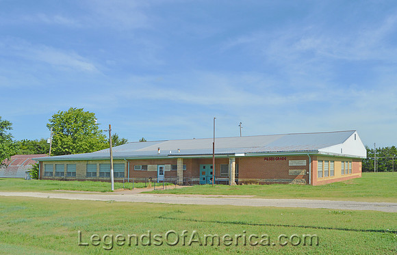 Pilsen, KS - Closed School