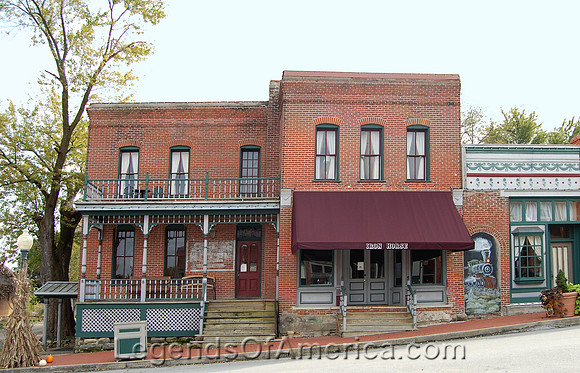 Blackwater, MO - Iron Horse Inn