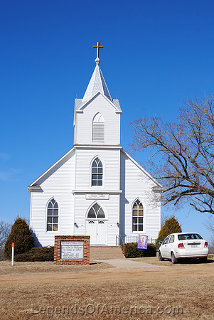 Cole Camp, MO - Holy Cross Lutheran Church
