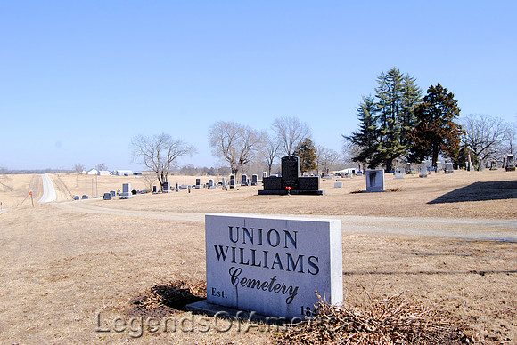Cole Camp, MO - Union Williams Cemetery