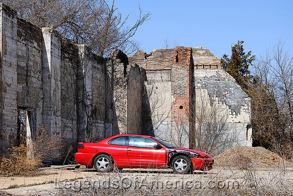 Cross Timbers, MO - Car
