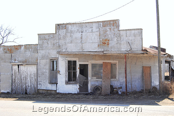 Florence, MO - Building - 2