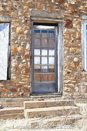 Fristoe, MO - Door - 2