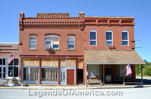 Leeton, MO - Old Business Buildings - 2