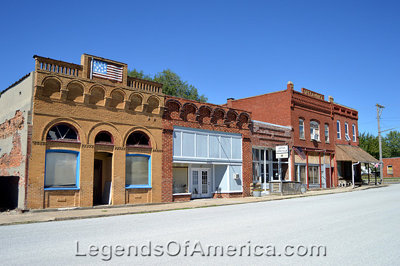 Leeton, MO - Main Street