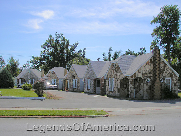 Springfield, MO - Shamrock Motor Court - 2