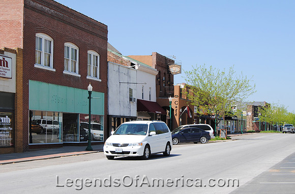 Warsaw, MO - Main Street