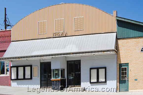Warsaw, MO - Old Roxy Theater