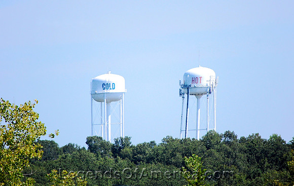 St. Clair, MO - Hot & Cold Water Towers