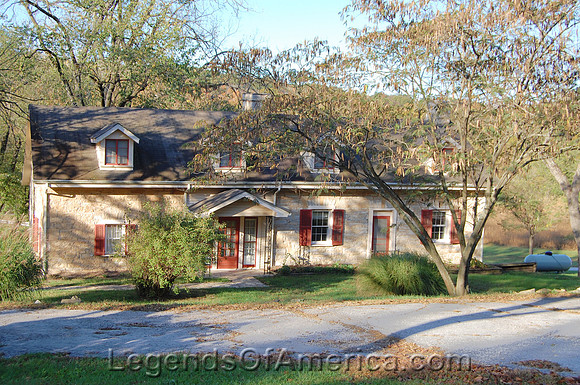 Defiance, MO - Boonesfield Village - 2