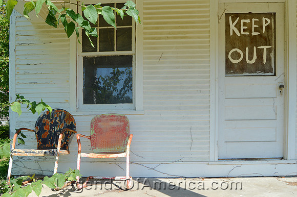 Moselle, MO - House Door