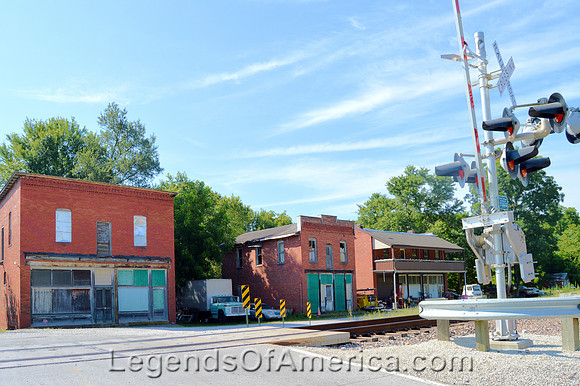 Mosell, MO - Building Row