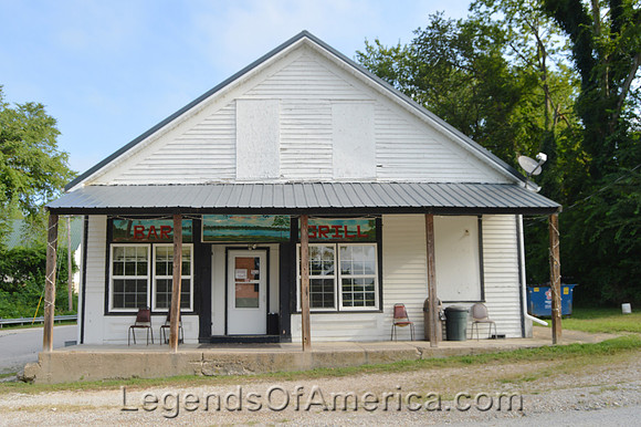 Portland, MO - Bar & Grill