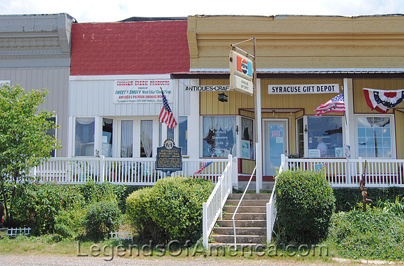 Syracuse, MO - Business Buildings