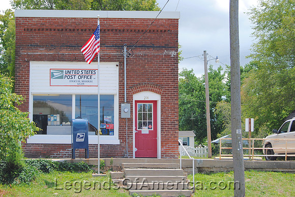 Syracuse, MO - Post Office